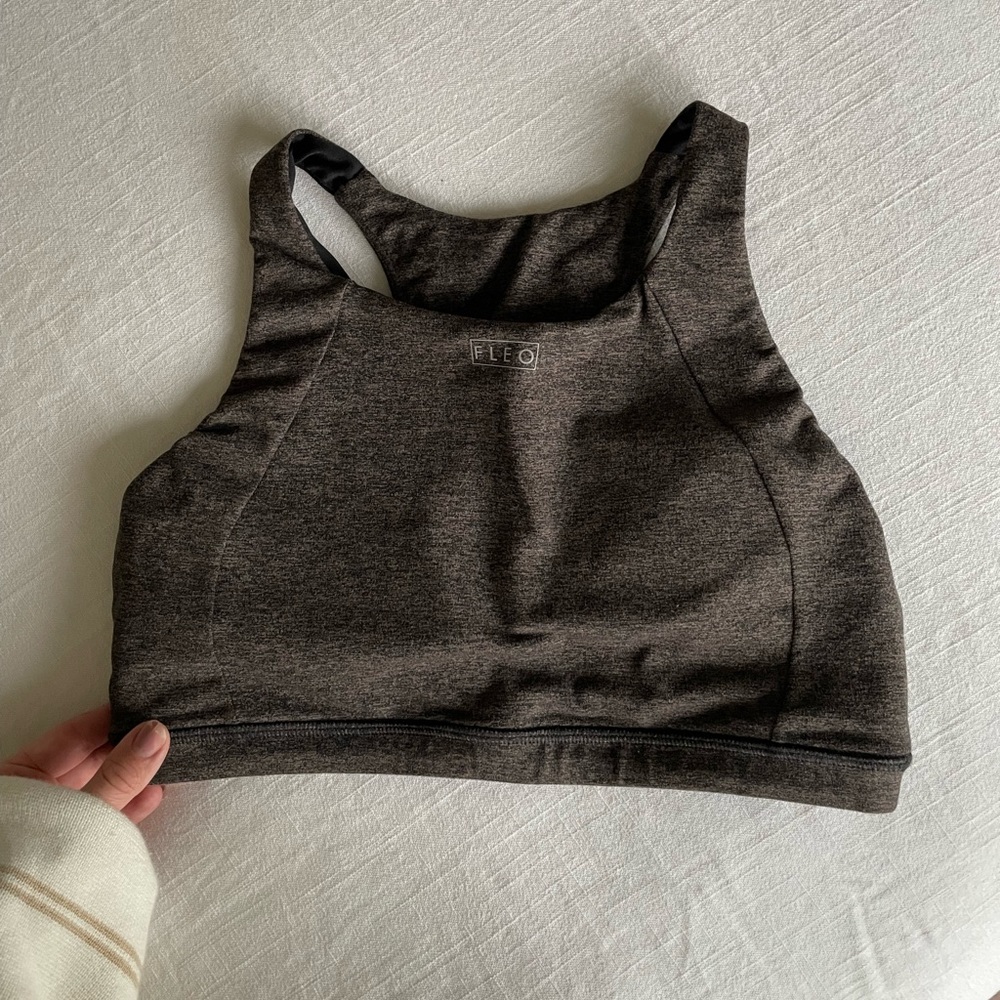 FLEO bra NWOT size L